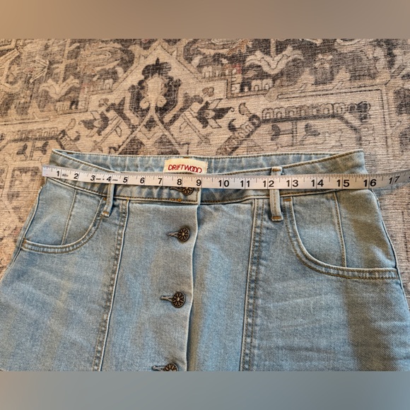 Driftwood Floral Embroidered Denim Skirt, Size 30 - Picture 6 of 12
